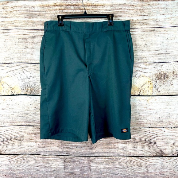 Dickies Other - 💥4/$20💥 Dickies Flat front Gray loose fit shorts